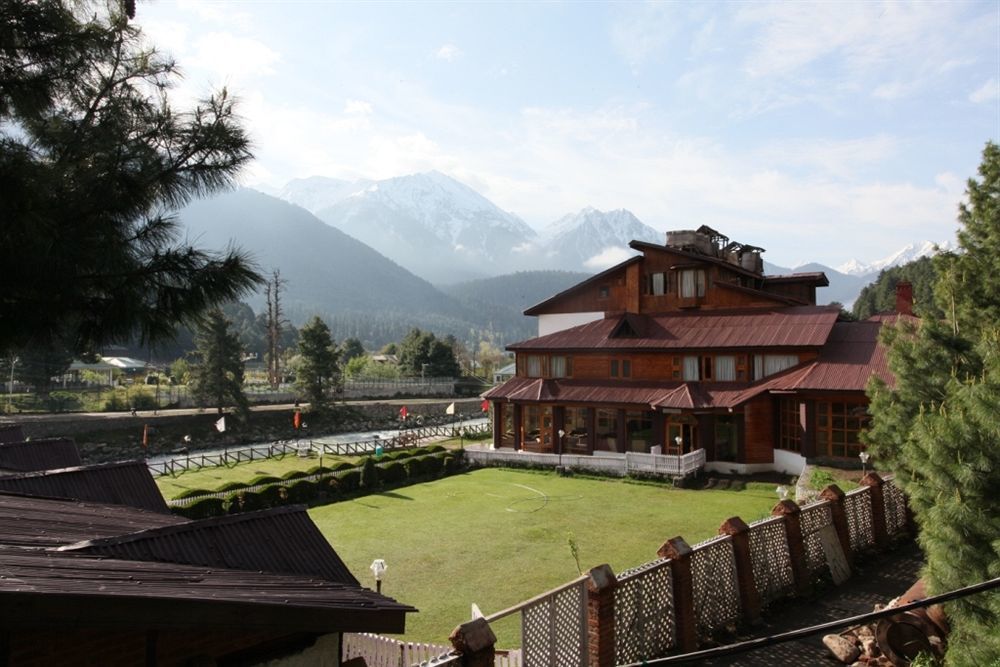 Heevan Pahalgām Extérieur photo